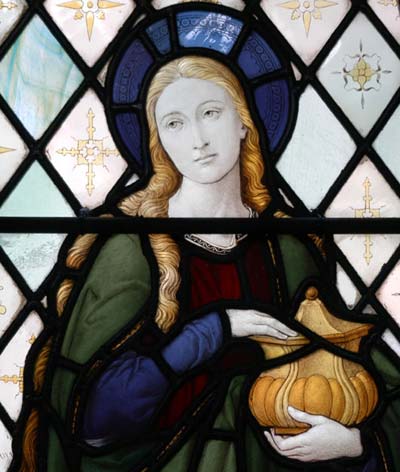 Stained glass showing Mary 